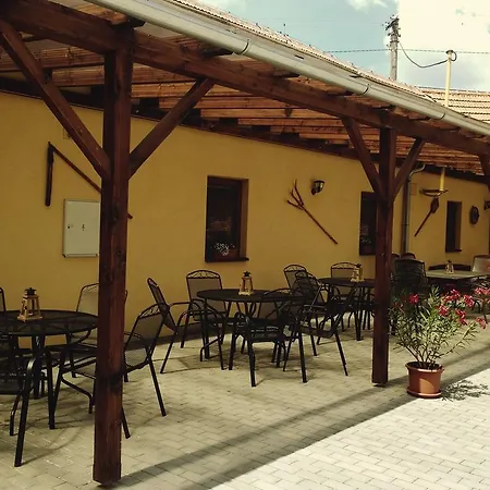 Konukevi Sedlecky Dvur 3*