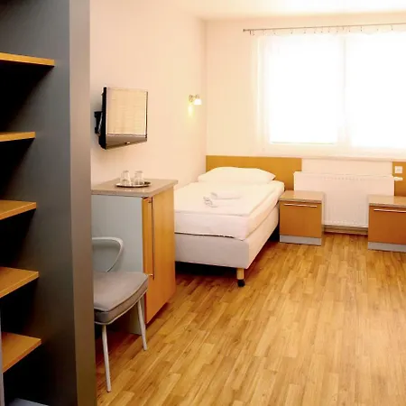 Sedlecky Dvur 3* Sedlec (Breclav)